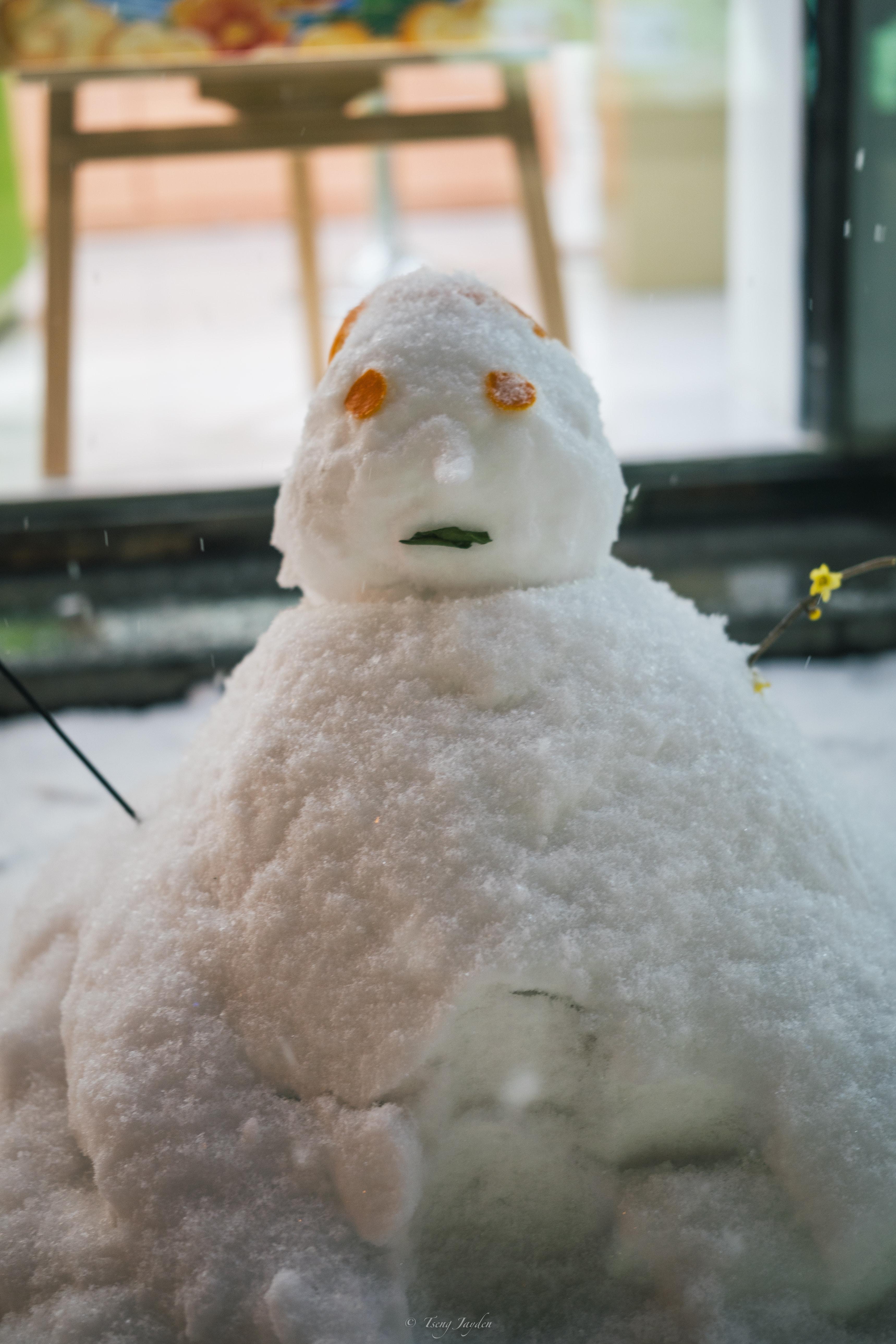 东关街小雪人